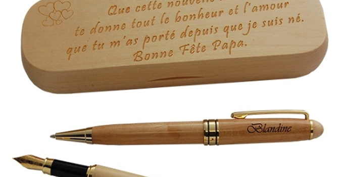 STYLO BOIS GRAVE 675X350 | Imprimcom'est Impression d’objet publicitaire en Moselle Fameck