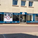 PHOTO VITRINE MENUISERIE 150X150 | Imprimcom'est Signalétique Yutz 5